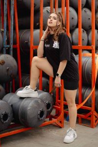 Summer T-shirt - Image 8