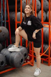 Summer T-shirt - Image 9