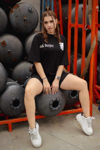 Summer T-shirt - Image 10