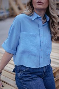 Amaris Shirt in Blue - Image 2
