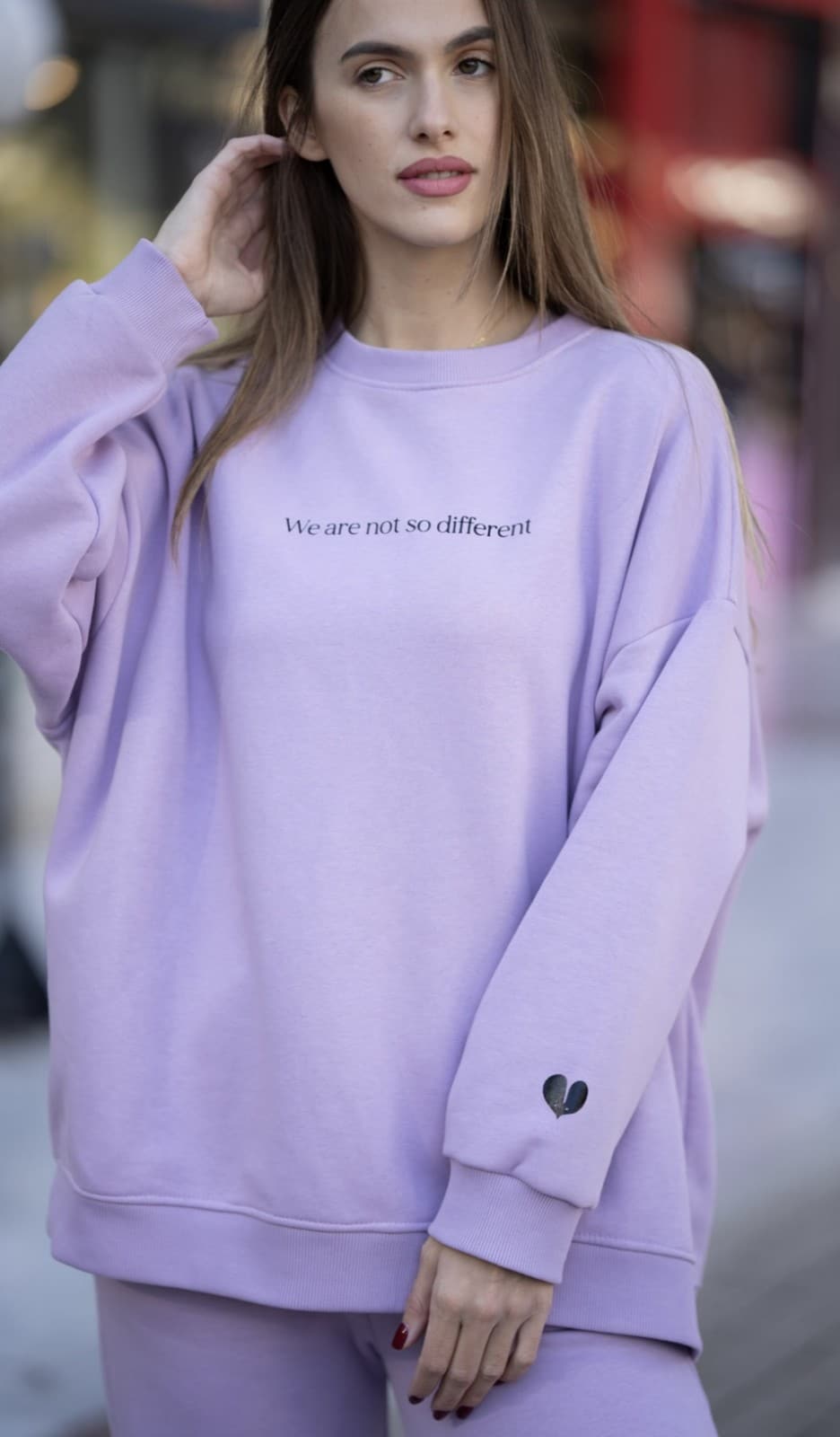 IMG-6f8efc26da08d6bdf301247b1e11ec51-V Peony SweatShirt - Image 1