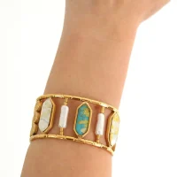 Canberra Necklace in Gold - Image 38