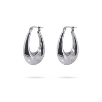 Laurie Hoops - Image 2