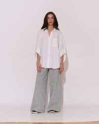 "Wanted" Loose Shirt with asymmetric sleeves - Image 2