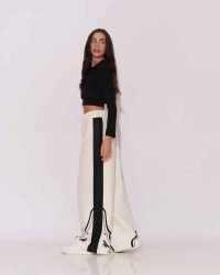"Laurer" Logo-embroidered crop top with collar - Image 4