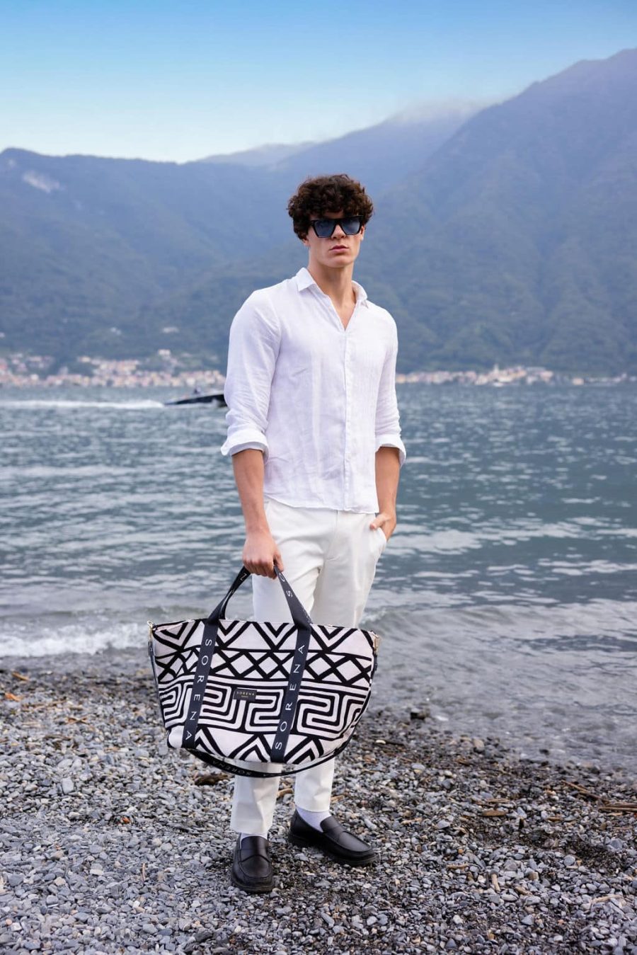 Skyros Traveller Bag