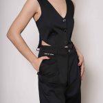 Queen Light Vest