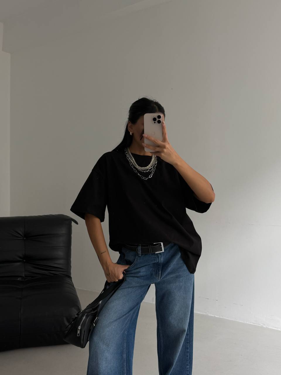image00007 "Agnes" T-Shirt - Image 1