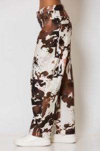 "Tundra" Παντελόνι cargo animal print με τσέπες - Image 4