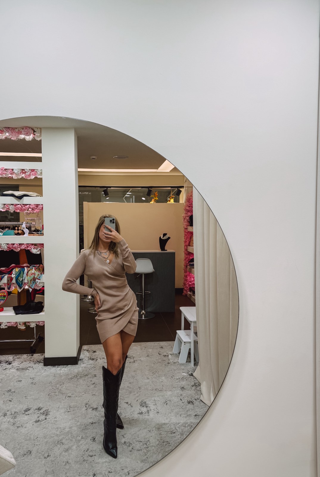 εικόνα_Viber_2025-11-07_19-42-43-681 Apryl Dress - Image 1