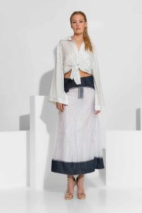 Magnolia Oversized Σατέν Ριγέ Πουκάμισο με Signature Print - Image 5