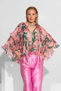 Azalea Poz φλοράλ πουκάμισο οργάντζα με βολάν