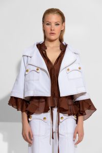 Cornflower Oversized κοντό λευκό τζιν μπουφάν