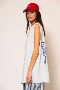 Piase Mia Karekla Αμάνικο Oversized T-shirt με logo και τύπωμα - Image 5