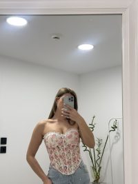 Dee Top