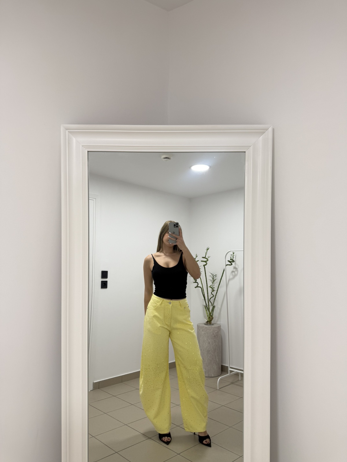 viber_image_2026-03-05_16-52-56-260 Glocy Pants - Image 1