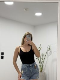 Rona Top