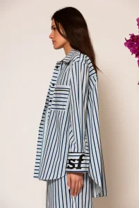 Akti Oversized Πουκάμισο Ρίγα Ποπλίνα με τσέπες και τύπωμα logo - Image 4