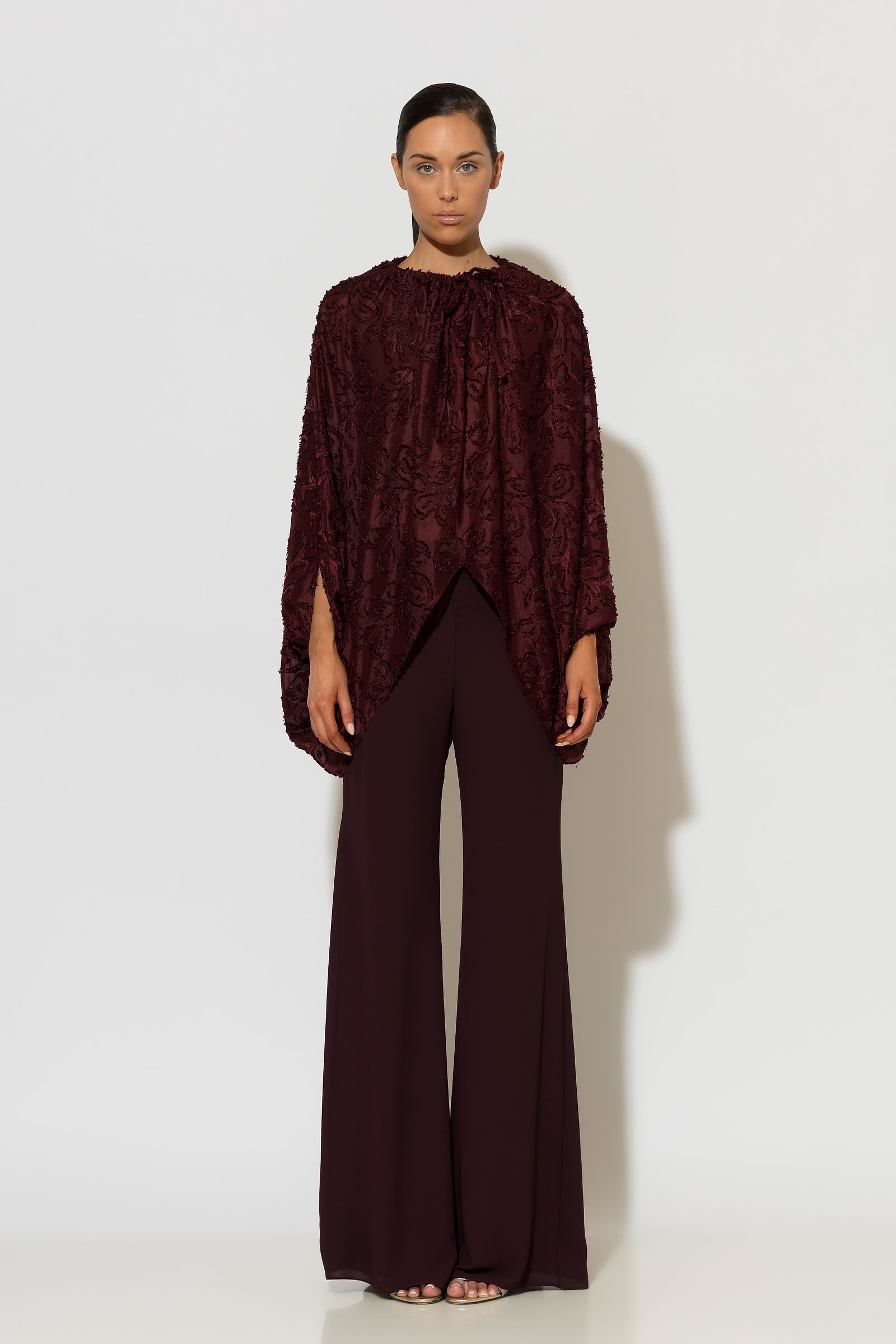 C-THROU | Pre-Fall 2026 GALAXY LUXURY Devore Top Πόντσο με σούρες - Image 1